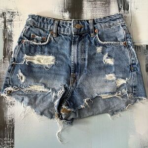 ZARA The HW Short High Waisted Distressed Denim Shorts Blue Size 0